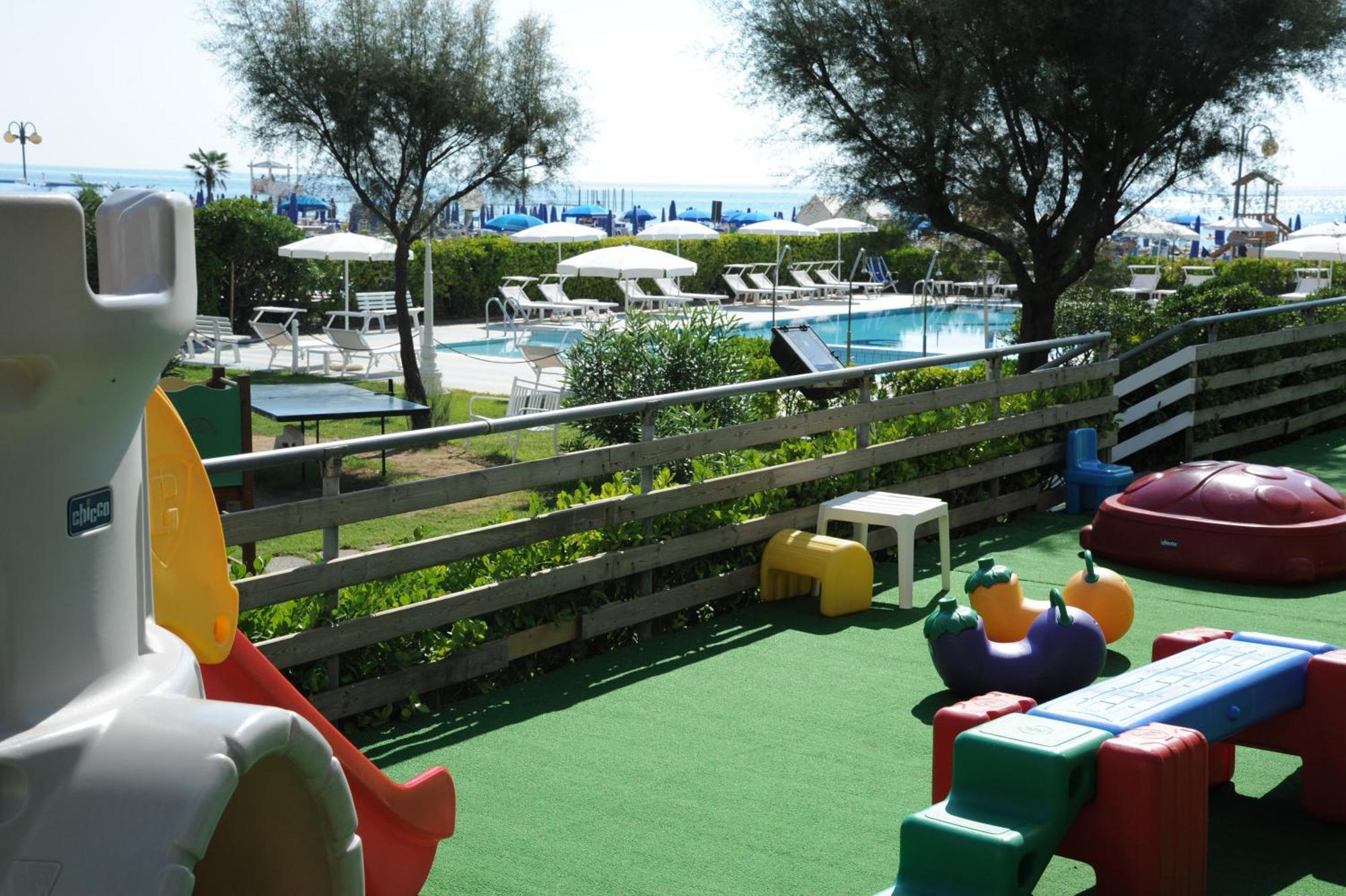 Hotel Beny Lido di Jesolo Dış mekan fotoğraf